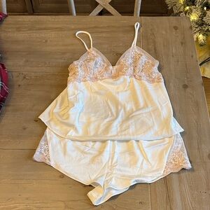 Flora Nikrooz Rosa Cami Short Set - Ivory - Floral Lace Trim - Large - NWT